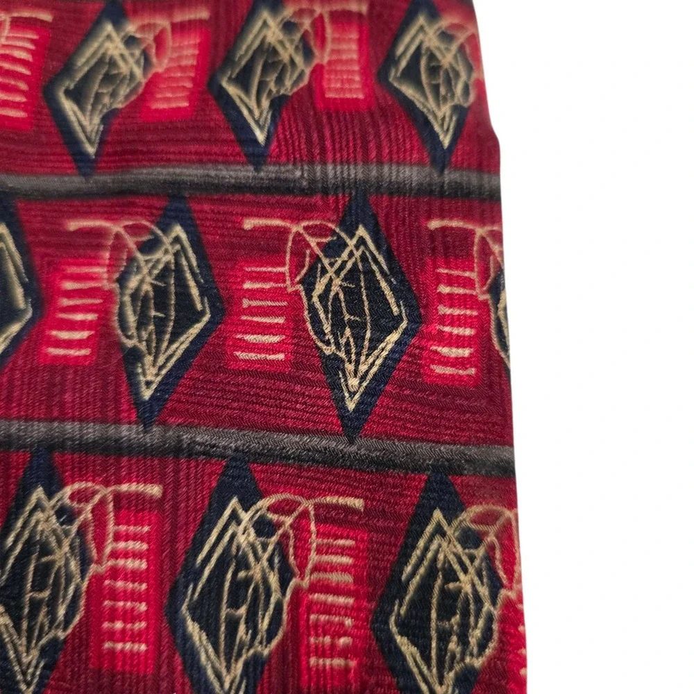 J.Z. Richards Silk‎ Geometric Pattern Tie Red Gold Hand Crafted USA Necktie
